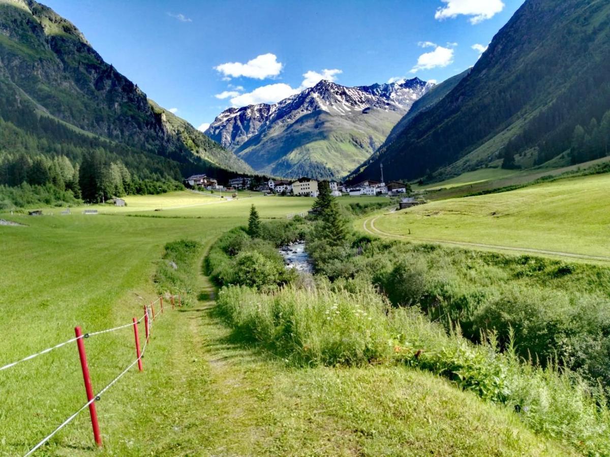 Haus Bergwind Sankt Leonhard im Pitztal Exterior foto